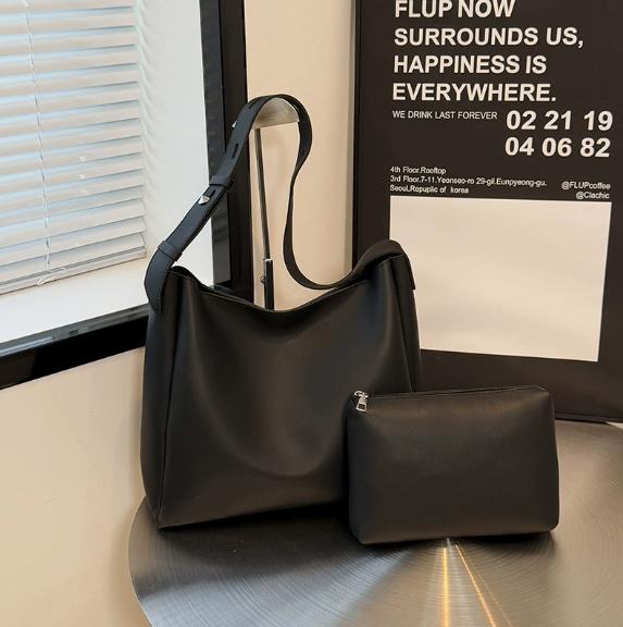 Women Bags 2026 Trends - Модная кожаная сумка-тоут для женщин: тренды